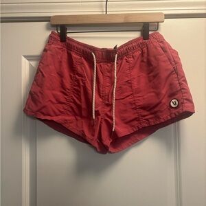 Vuori Women's Coral Drawstring Sun washed Shorts size Medium